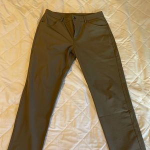 Vuori Meta pant, dark oregano, 32x32